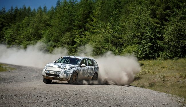 Land Rover рассказал о тяжёлых испытаниях своего нового Discovery Sport