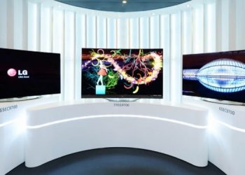 В продаже появились первые гибкие OLED-телевизоры с 4К-разрешением от LG