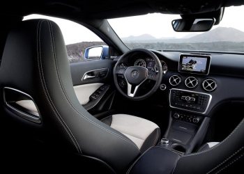 В Mercedes рассказали о планах на A-Class