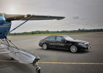 В продаже появился гибрид Mercedes-Benz S500 Plug-In Hybrid