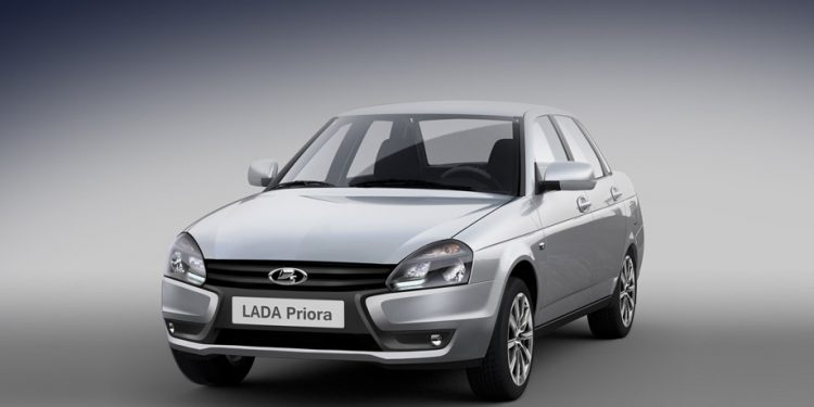 В АвтоВАЗе рассекретили внешность рестайлинговой Lada Priora