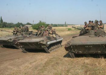 Украинским силовикам в зоне АТО отправили подкрепление