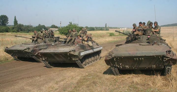 Украинским силовикам в зоне АТО отправили подкрепление