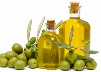 Кулинары указали на 7 ошибок хранения оливкового масла