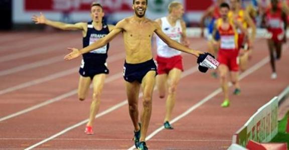 Спортсмен разделся и остался без медали
