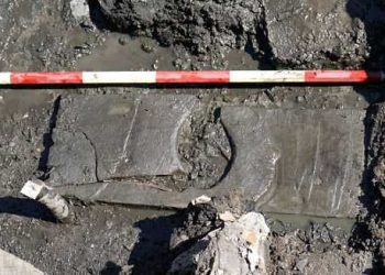 Археологи нашли 2000-летний стульчик