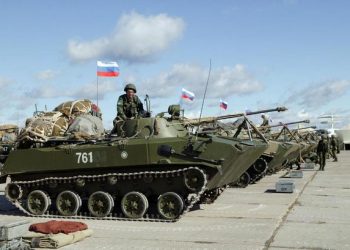 Россияне перебрасывают тяжелое вооружение к Донецкому аэропорту
