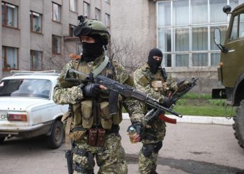 Боевики освободили двух украинских военных, – АП