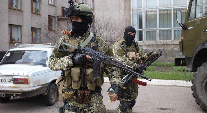 Боевики освободили двух украинских военных, – АП