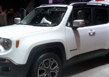 На ММАС был представлен кроссовер Jeep Renegade