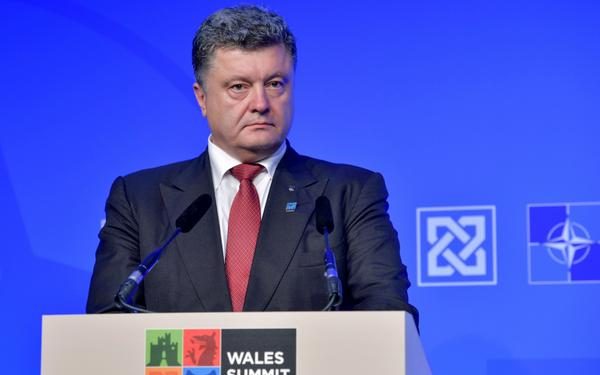 Президент Украины сообщил о подписании протокола о прекращении огня на Донбассе