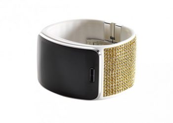«Умные» часы от Samsung будут обладать ремешком с камнями Swarovski