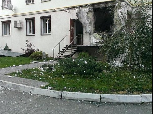 В Харькове из гранатомета обстреляли жилой дом