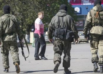 Боевики предлагают за российское гражданство тысячу гривен