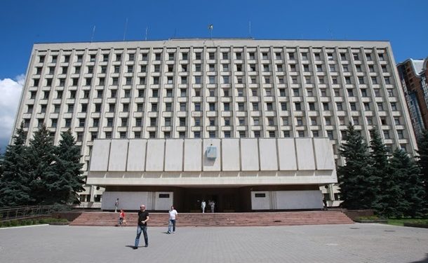 Выборы на Донбассе могут пройти всего лишь в 15 округах