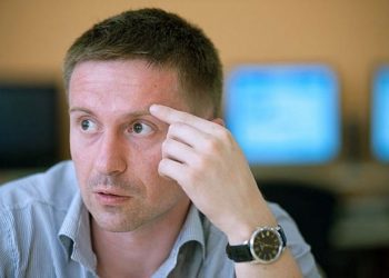 Две тысячи кадровых российских военных уже заплатили жизнью за вторжение в Украину