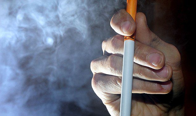 Американские учёные выяснили, что жизни тысяч курильщиков спасены благодаря электронным сигаретам