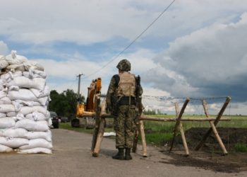 Российские военные обстреляли украинских медиков – Тымчук
