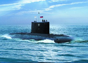 Туристы сфотографировали неизвестную подлодку в водах Швеции