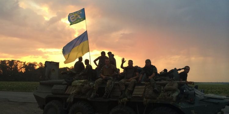 Украинская армия выдержала ночную атаку под Мариуполем