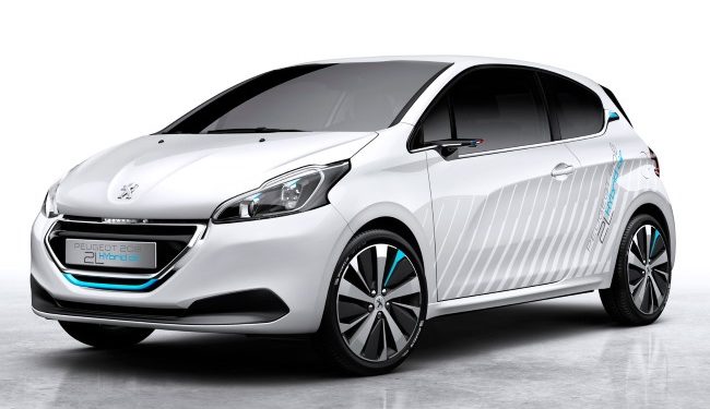 Выяснилось, когда Peugeot покажет концептуальный вариант хэтчбека 208