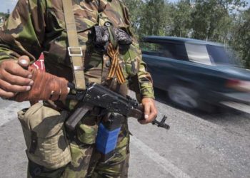 В Первомайске боевики расстреляли рейсовый автобус, погибла девушка и ребенок