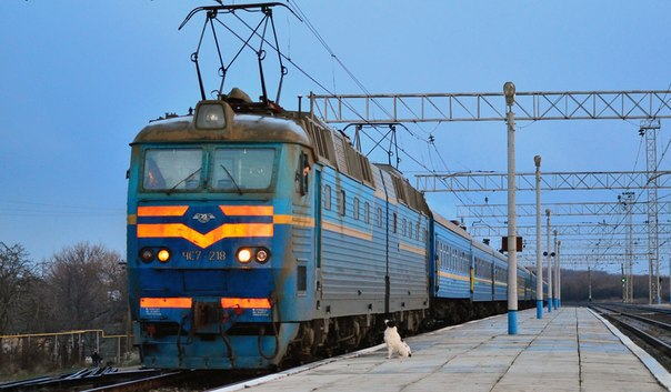Поезд «Донецк-Севастополь» попал под артобстрел