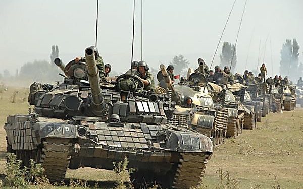 Боевики перебрасывают тяжелую технику к Донецку – ИС