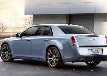 Chrysler обновила седана 300C - 300S