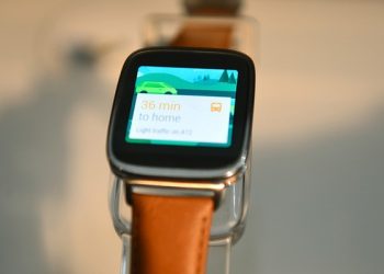 ASUS показала свои умные часы ZenWatch