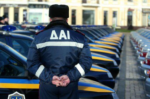 Замначальника ГАИ Одессы хотел выслужиться перед Яценюком, и был моментально уволен