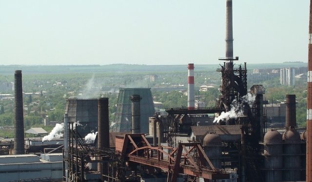 Донецкий металлургический завод частично возобновил работу