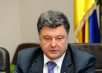 Порошенко призвал срочно провести судебную реформу