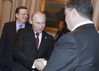 В Милане Порошенко призвал Путина освободить пленную летчицу