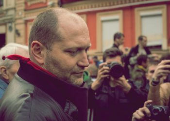 Береза сообщил о раздаче кандидатских пайков на Троещине