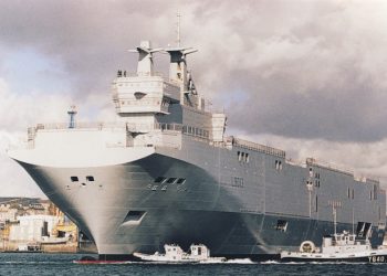 Россия просит Францию уже определиться с продажей «Мистралей»