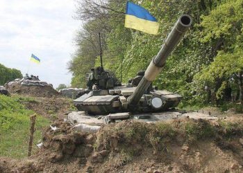 Боевики атаковали блокпосты АТО под Луганском, идет бой