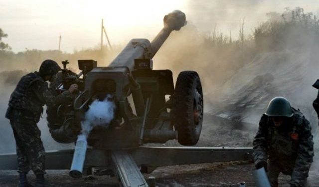 Террористы начали наступление на Донецкий аэропорт широким фронтом