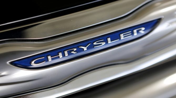 Chrysler объявил о большом отзыве автомобилей