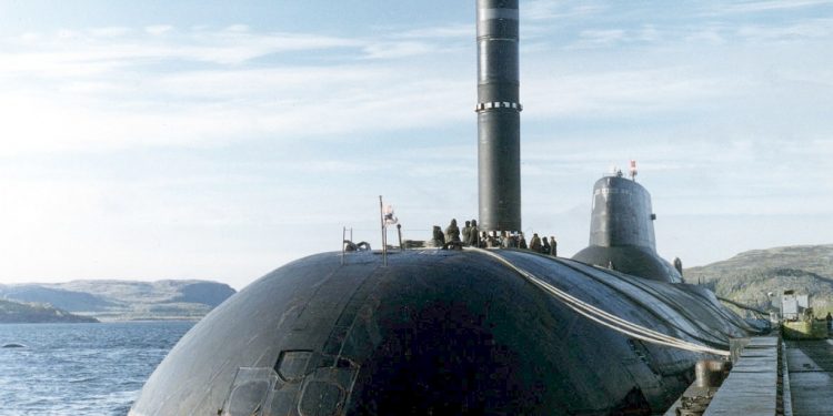 У берегов Швеции тонет российская подводная лодка «Дмитрий Донской»