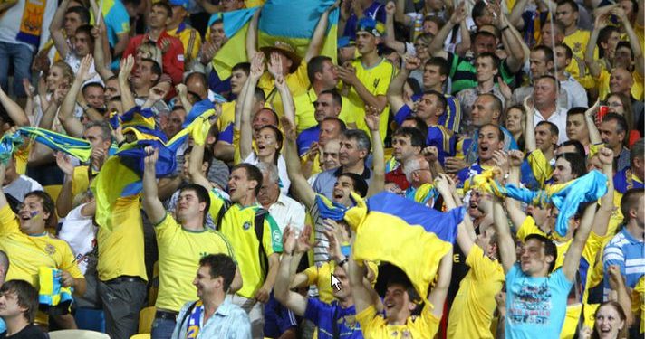 Белорусский суд вынес приговор украинским болельщикам