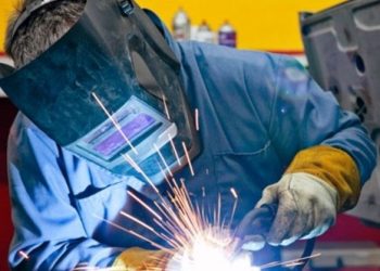 Эксперты рассказали о самом эффективном способе ремонта глушителя