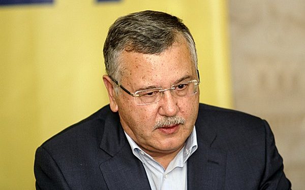 Гриценко признал поражение и решил подать в отставку
