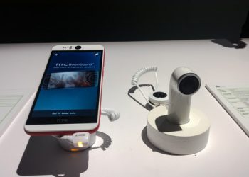 Компания HTC представила новый фотосмартфон