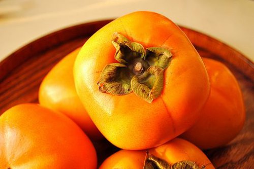 Врачи: хурма - продукт для быстрого похудения