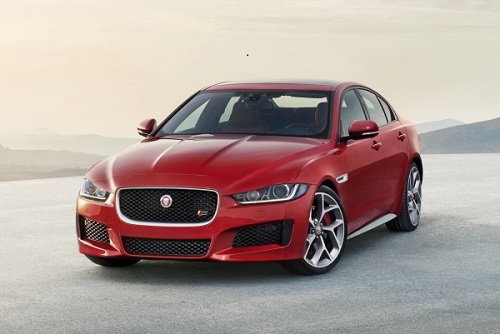 На платформе седана XE компания Jaguar решила создавать новые модели