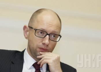 Украина уже подготовила список ответных санкций против РФ, – Яценюк