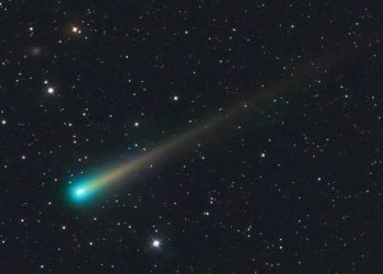 Комета Siding Spring движется к Солнцу