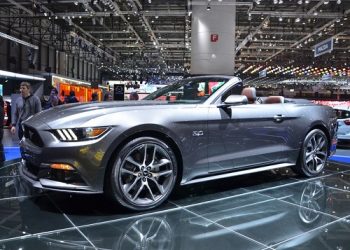 Mustang для Европы станет медленнее и мягче