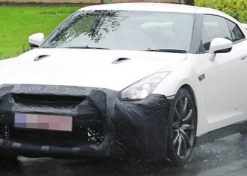 Спорткара GT-R будет обновлен в последний раз